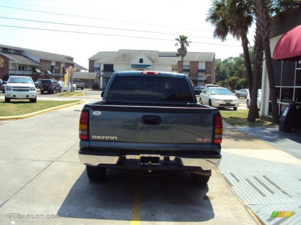 2006 Sierra 1500 SL Crew Cab - Stealth Gray Metallic / Dark Pewter photo #2