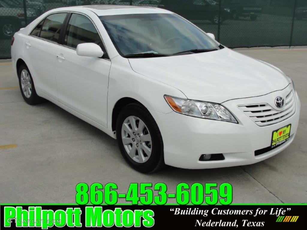 2008 Camry XLE V6 - Super White / Ash photo #1