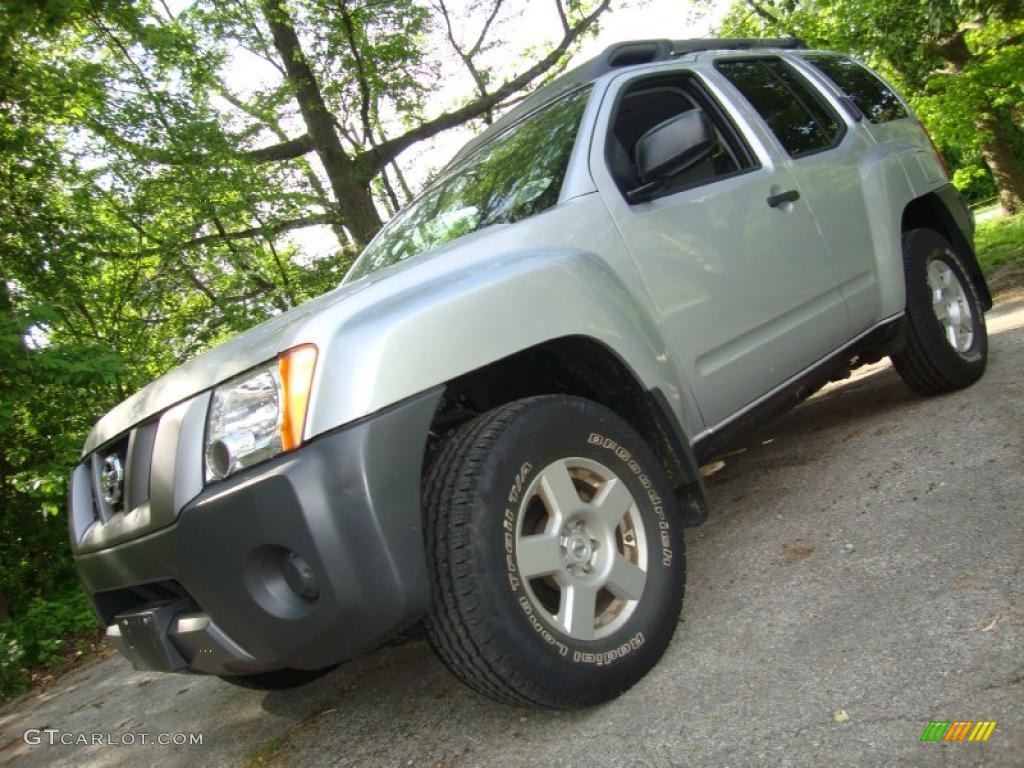 2007 Xterra X 4x4 - Silver Lightning Metallic / Steel/Graphite photo #1