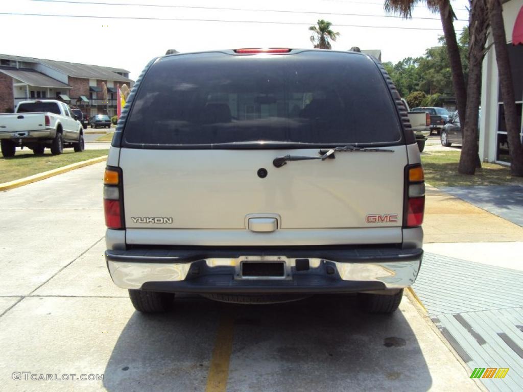 2004 Yukon SLT - Silver Birch Metallic / Neutral/Shale photo #3