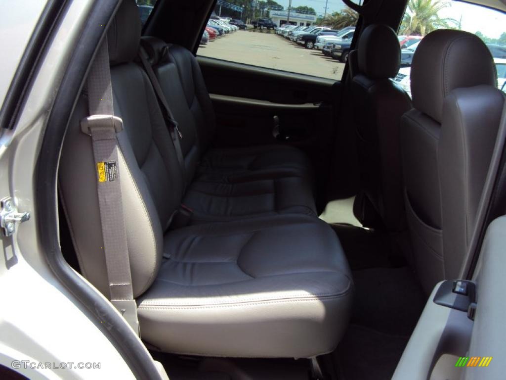 2004 Yukon SLT - Silver Birch Metallic / Neutral/Shale photo #12