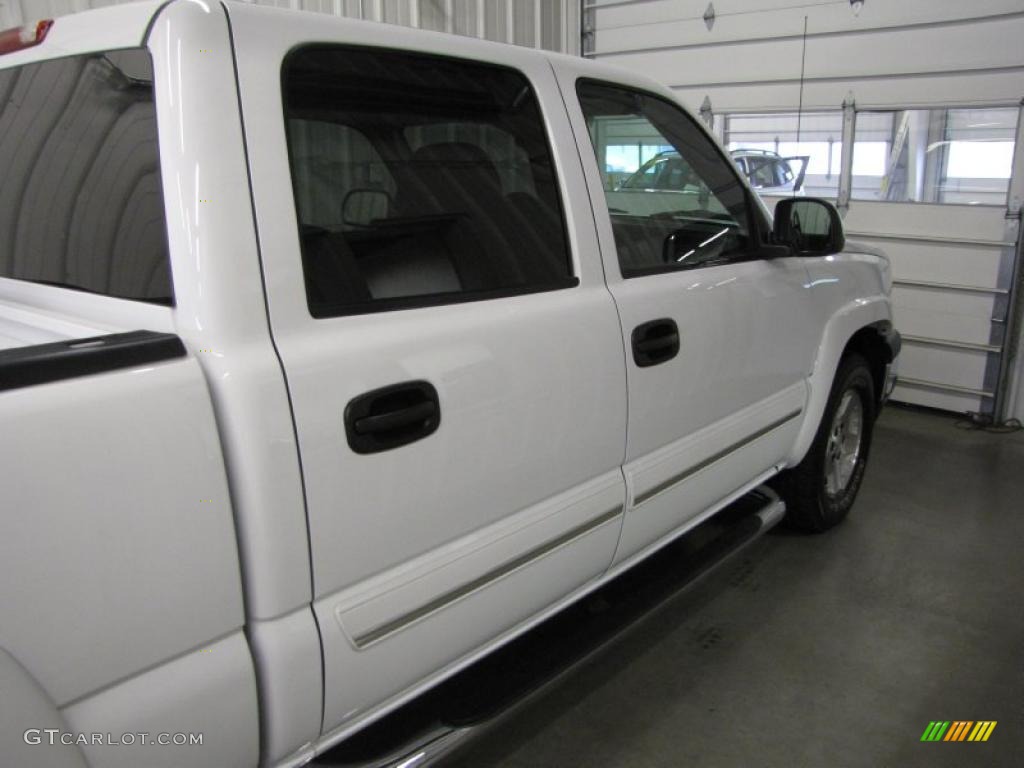 2005 Silverado 1500 Z71 Crew Cab 4x4 - Summit White / Medium Gray photo #3