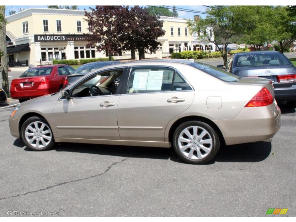 2007 Accord EX-L V6 Sedan - Desert Mist Metallic / Ivory photo #9