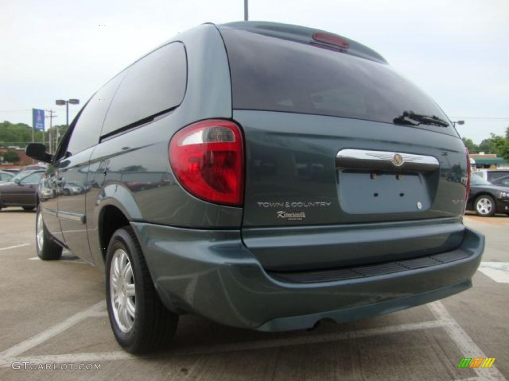 2007 Town & Country Touring - Magnesium Pearl / Medium Slate Gray photo #5