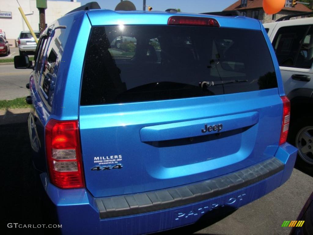 2008 Patriot Sport 4x4 - Surf Blue Pearl / Dark Slate Gray photo #7