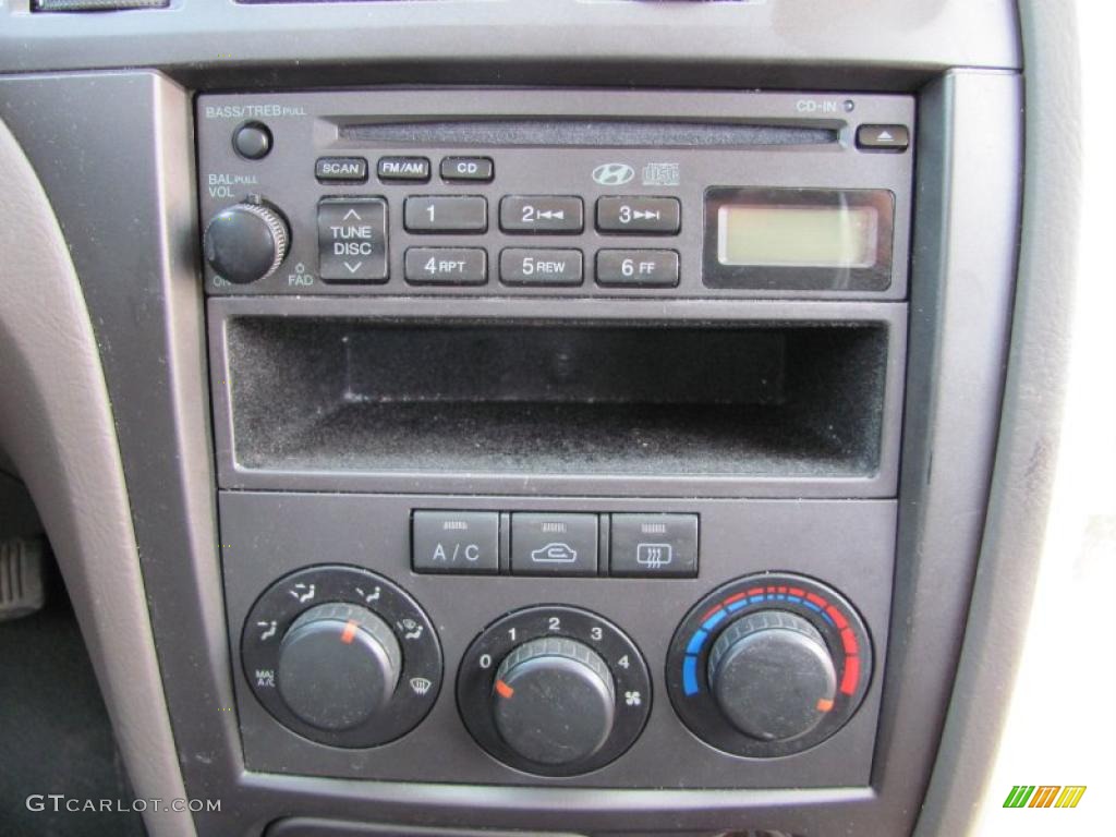 2006 Elantra GLS Sedan - Champagne Beige / Beige photo #7