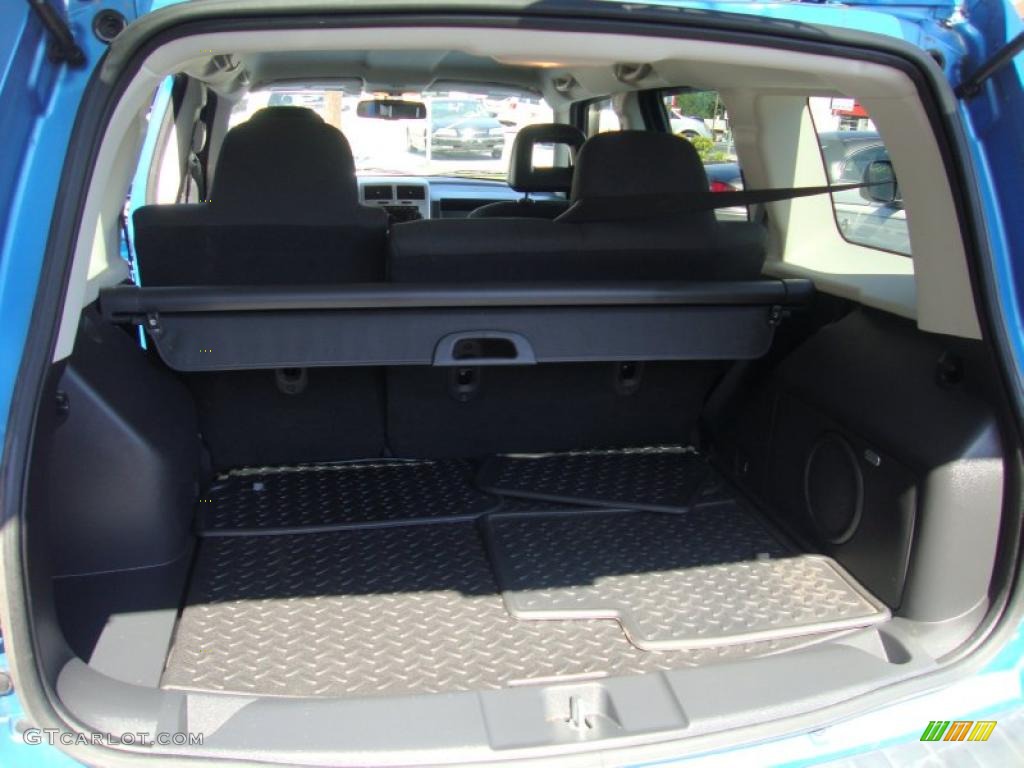 2008 Patriot Sport 4x4 - Surf Blue Pearl / Dark Slate Gray photo #22