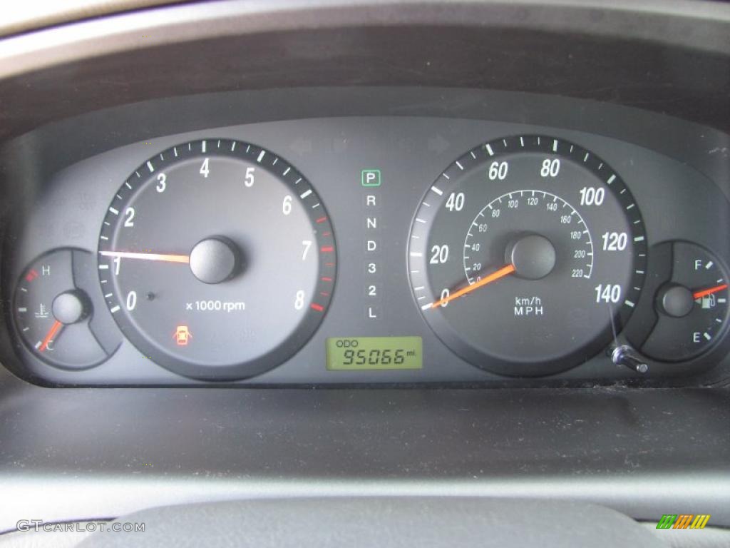 2006 Elantra GLS Sedan - Champagne Beige / Beige photo #23