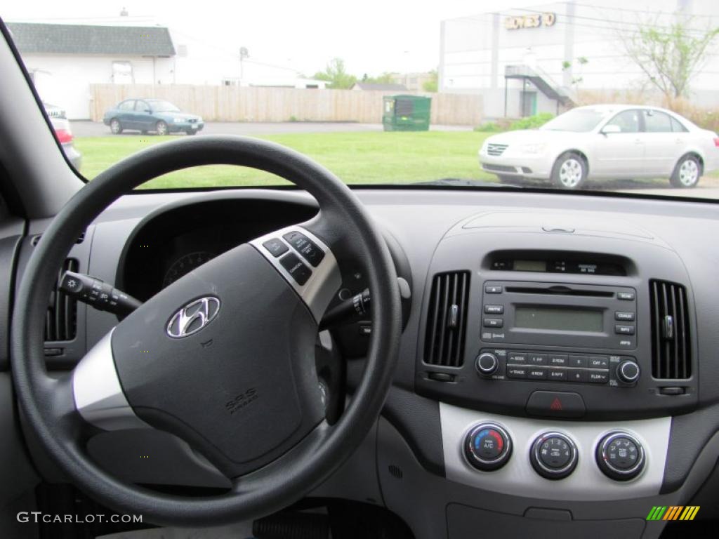 2009 Elantra GLS Sedan - Quicksilver / Gray photo #4