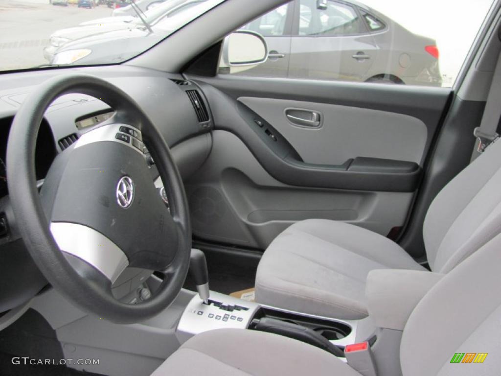 2009 Elantra GLS Sedan - Quicksilver / Gray photo #22