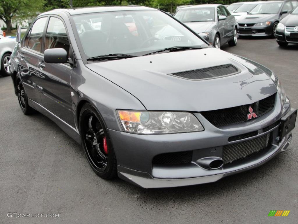 Graphite Gray Mitsubishi Lancer Evolution