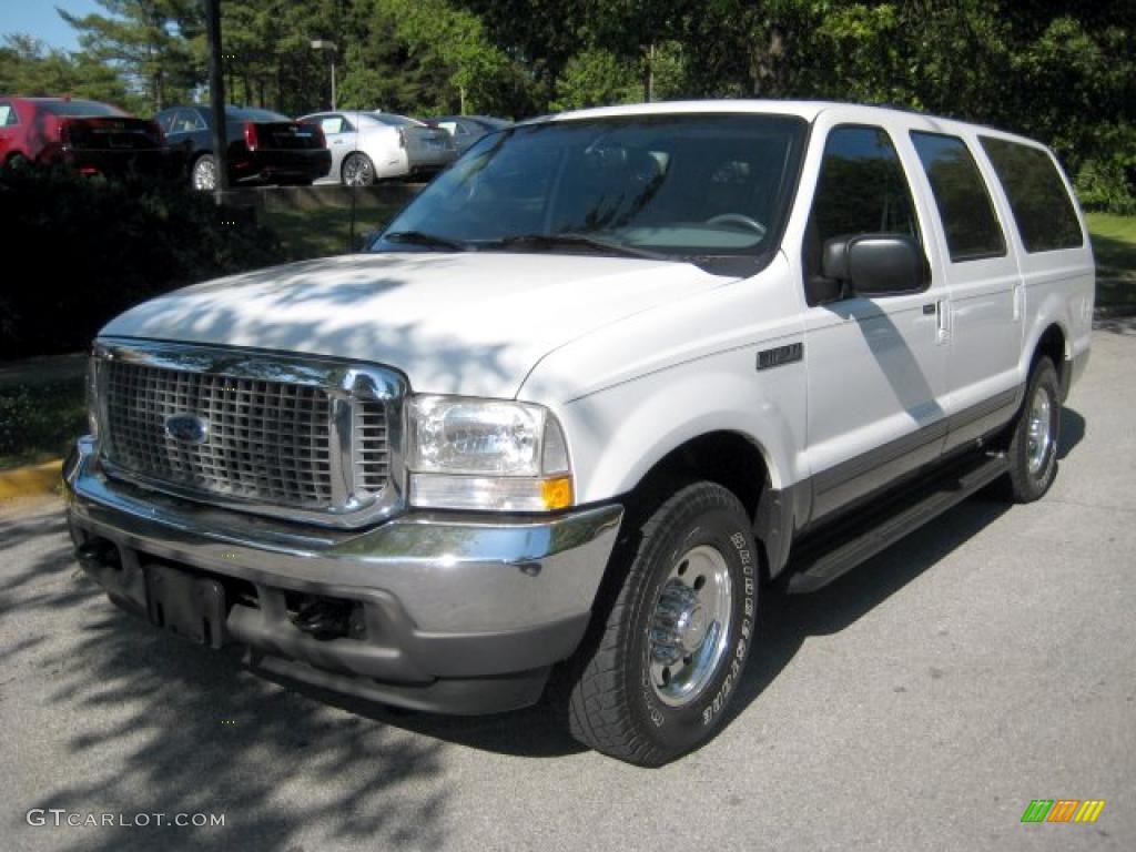 2002 Excursion XLT - Oxford White / Medium Flint photo #8