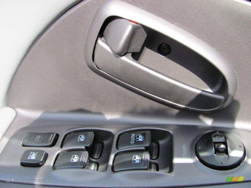 2006 Elantra GT Hatchback - Sterling Silver / Gray photo #8