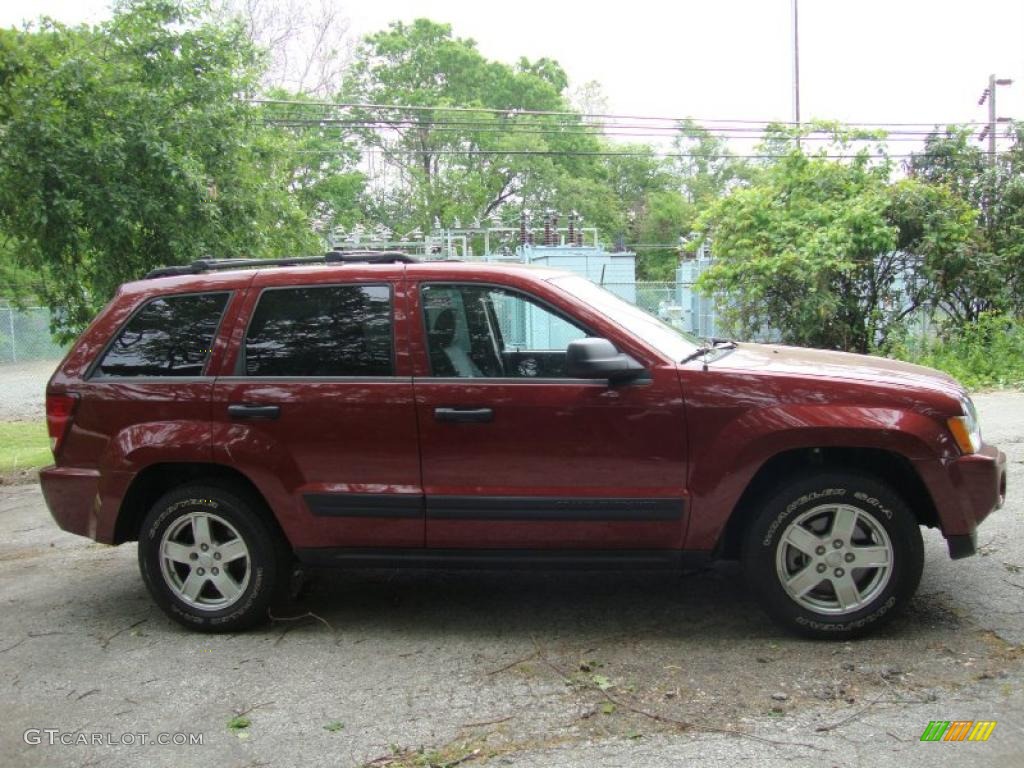 2006 Grand Cherokee Laredo 4x4 - Red Rock Crystal Pearl / Medium Slate Gray photo #6