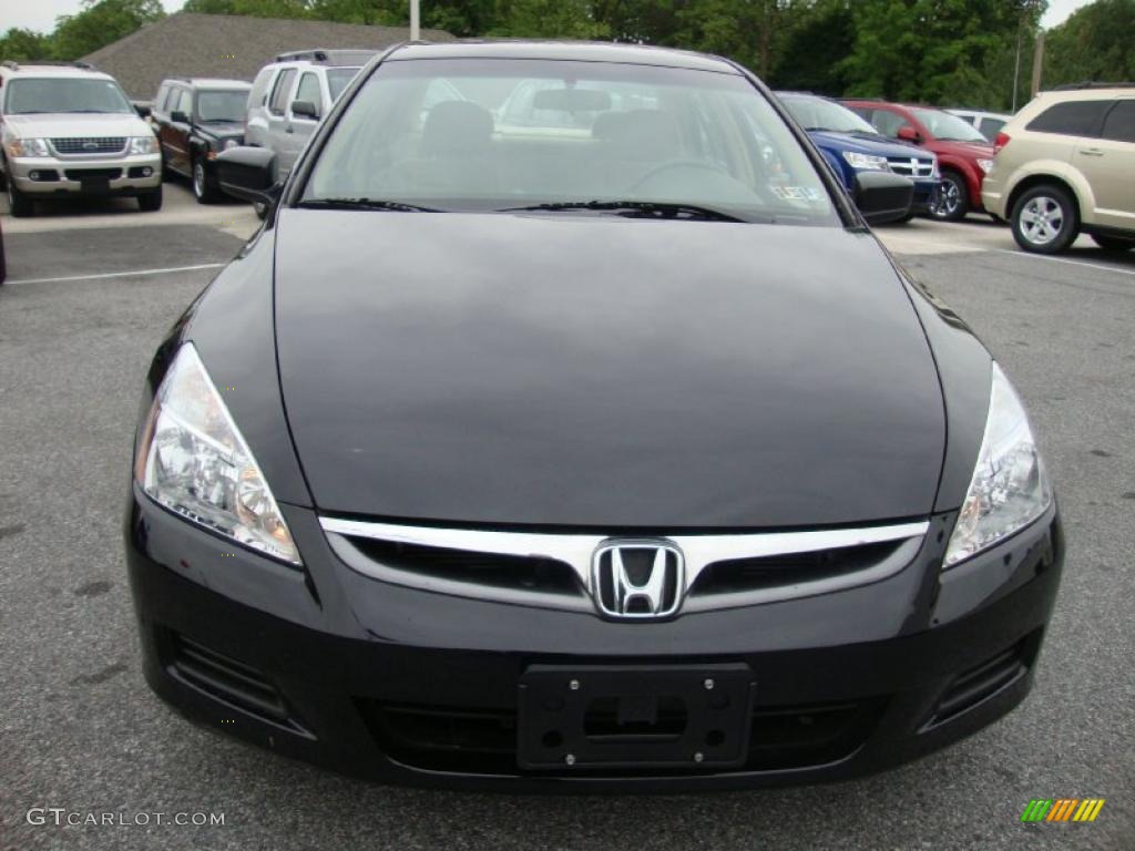2007 Accord LX Sedan - Nighthawk Black Pearl / Ivory photo #3