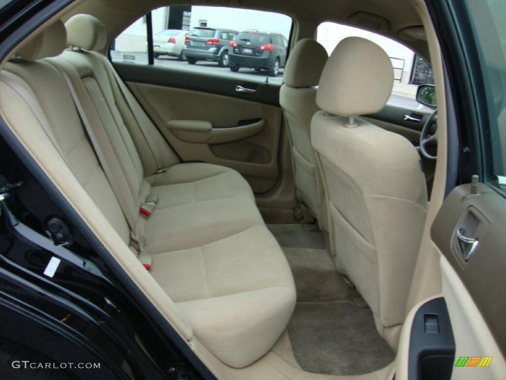 2007 Accord LX Sedan - Nighthawk Black Pearl / Ivory photo #20