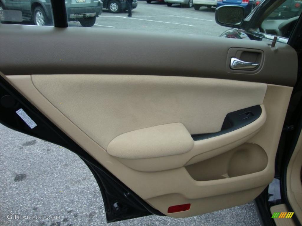 2007 Accord LX Sedan - Nighthawk Black Pearl / Ivory photo #22