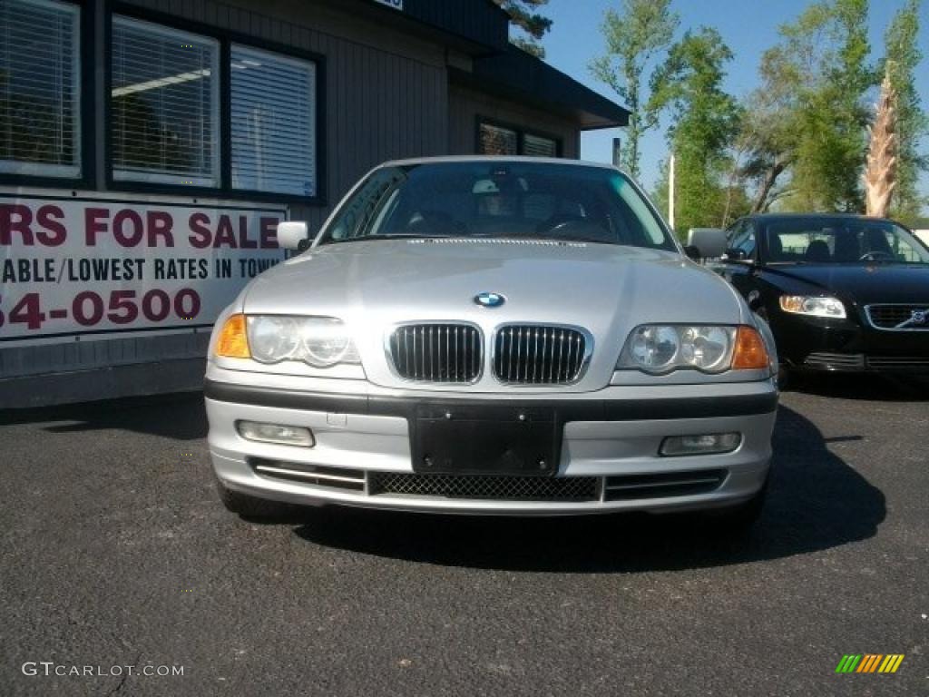 2001 3 Series 330i Sedan - Titanium Silver Metallic / Black photo #4