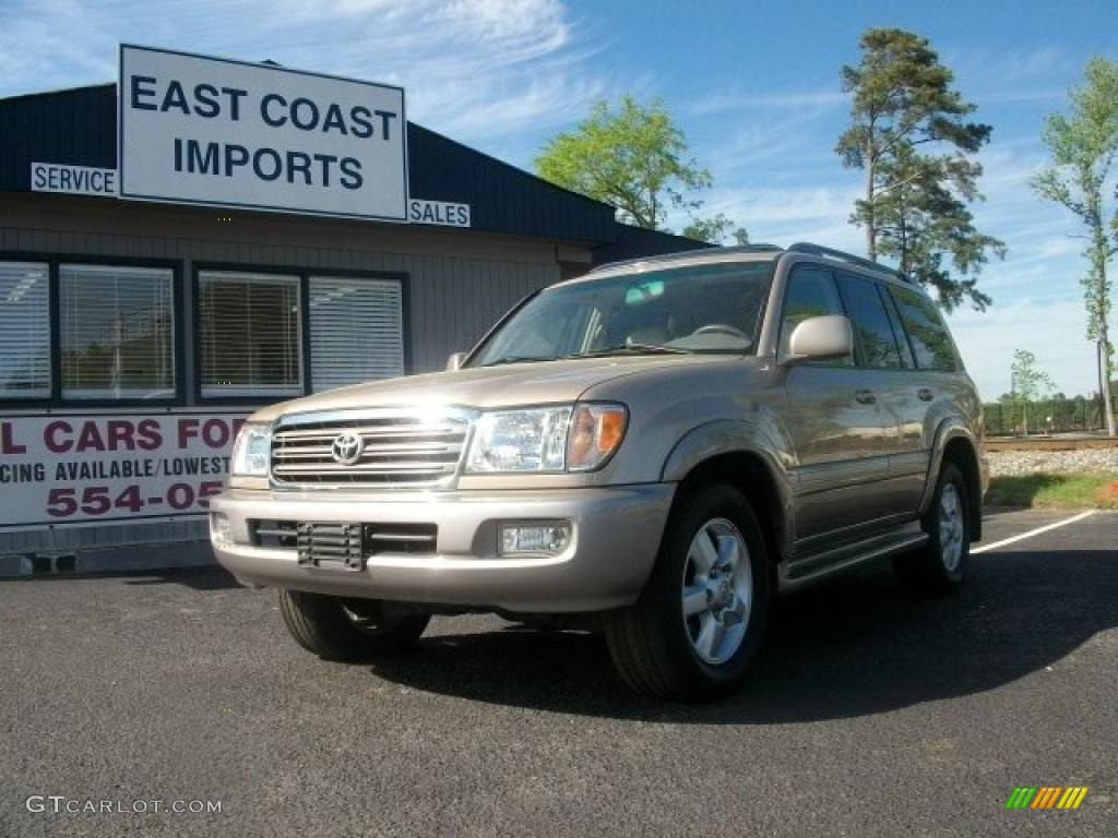 2004 Land Cruiser  - Sonora Gold Pearl / Ivory photo #1