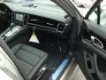 Platinum Silver Metallic - Panamera 4S Photo No. 16