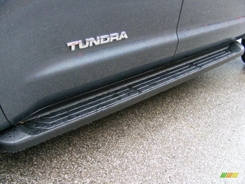2007 Tundra Limited CrewMax 4x4 - Slate Metallic / Graphite Gray photo #28