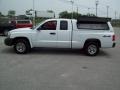 2007 Bright White Dodge Dakota ST Club Cab 4x4  photo #13