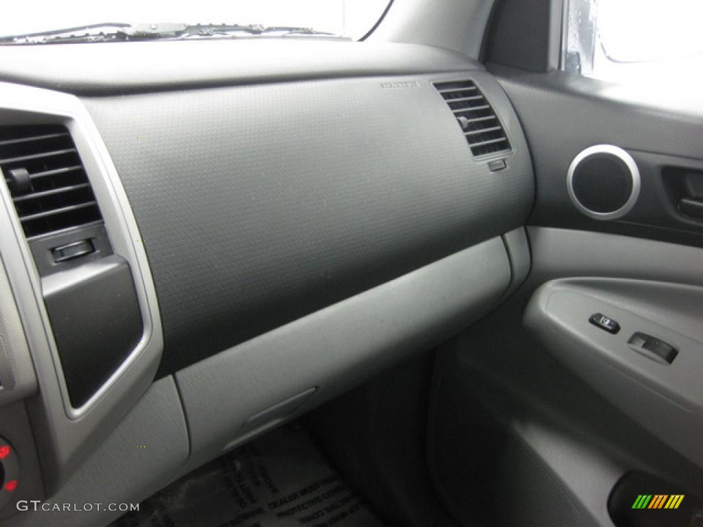 2009 Tacoma V6 TRD Sport Double Cab 4x4 - Super White / Graphite Gray photo #6