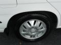 2000 Daewoo Nubira CDX Wagon Wheel and Tire Photo