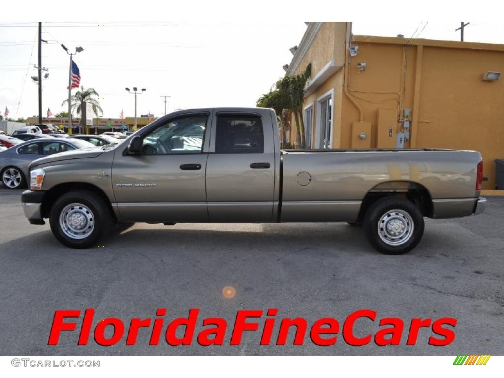 2006 Ram 2500 ST Quad Cab - Light Khaki Metallic / Khaki photo #3