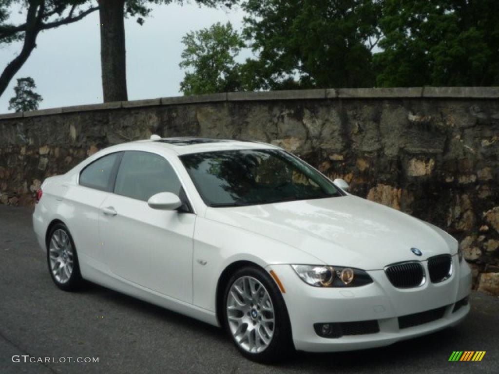 Alpine White BMW 3 Series