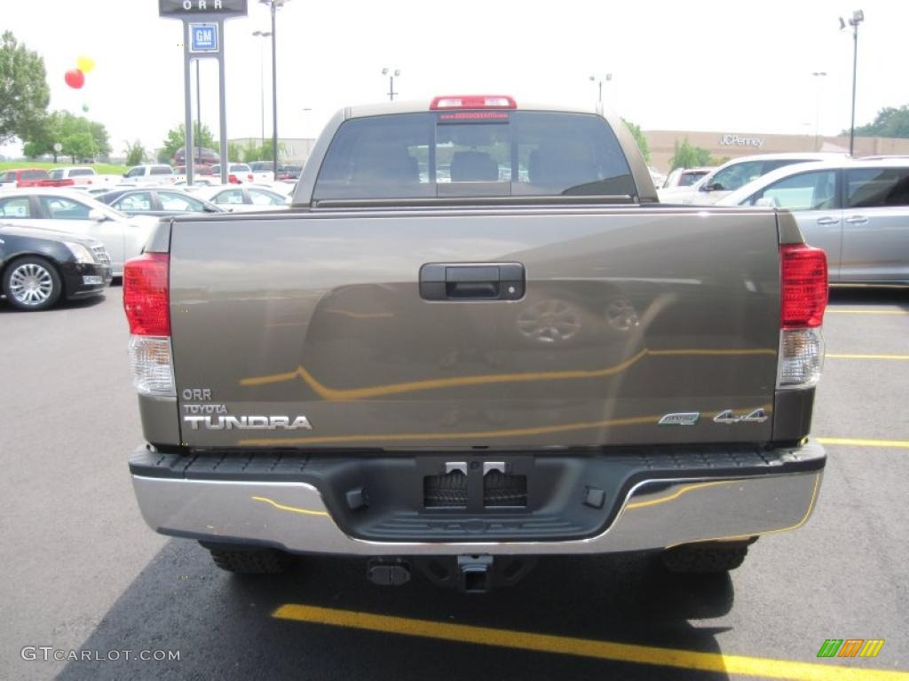 2010 Tundra SR5 Double Cab 4x4 - Pyrite Brown Mica / Sand Beige photo #9