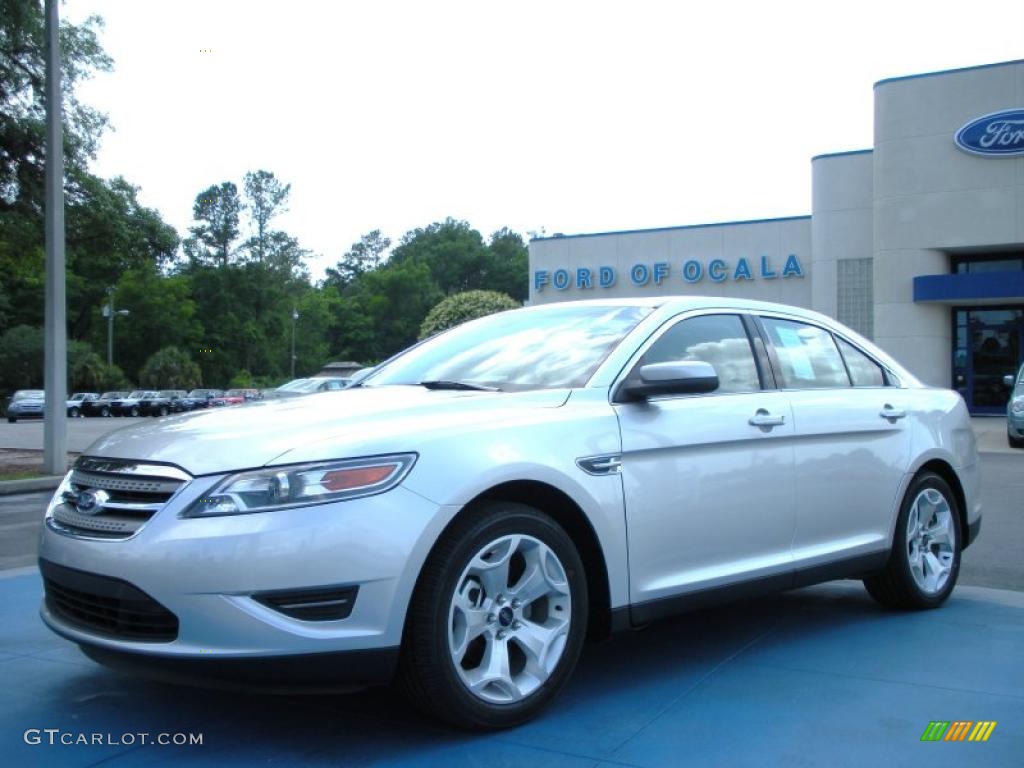 2010 Taurus SEL - Ingot Silver Metallic / Light Stone photo #1