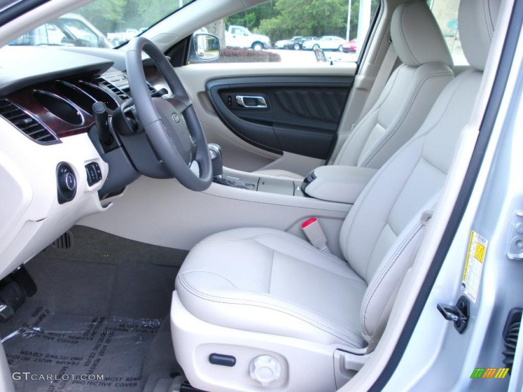 2010 Taurus SEL - Ingot Silver Metallic / Light Stone photo #5