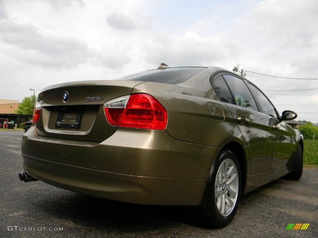 2006 3 Series 325i Sedan - Sonora Metallic / Beige photo #8