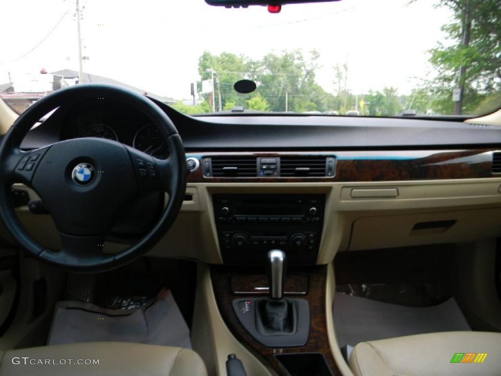 2006 3 Series 325i Sedan - Sonora Metallic / Beige photo #11