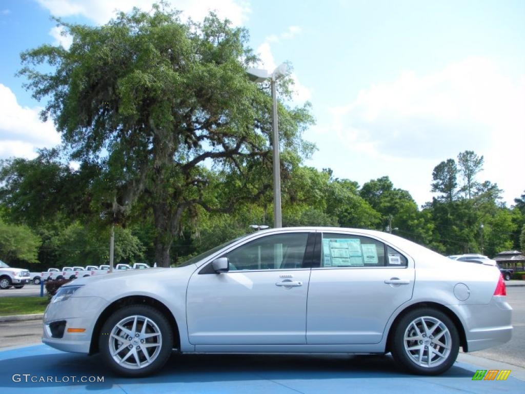 2010 Fusion SEL V6 - Brilliant Silver Metallic / Medium Light Stone photo #2