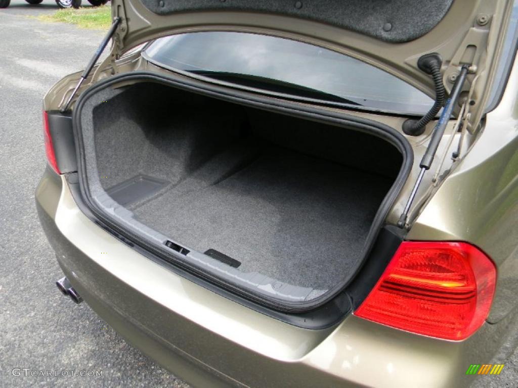 2006 3 Series 325i Sedan - Sonora Metallic / Beige photo #18