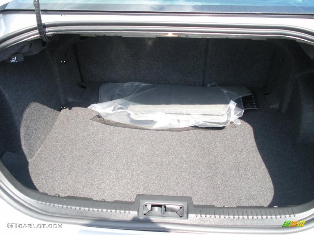 2010 Fusion SE - Brilliant Silver Metallic / Charcoal Black photo #11