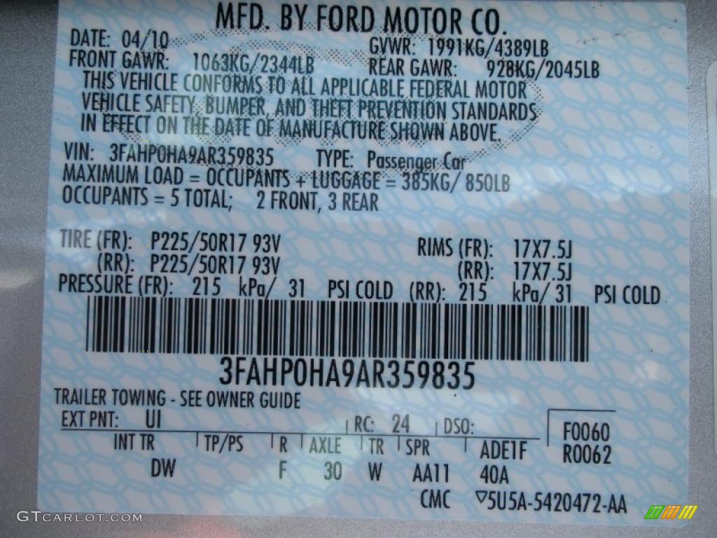 2010 Fusion SE - Brilliant Silver Metallic / Charcoal Black photo #13