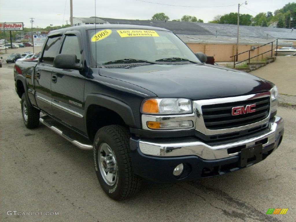 2005 Sierra 2500HD SLE Crew Cab 4x4 - Deep Blue Metallic / Dark Pewter photo #6