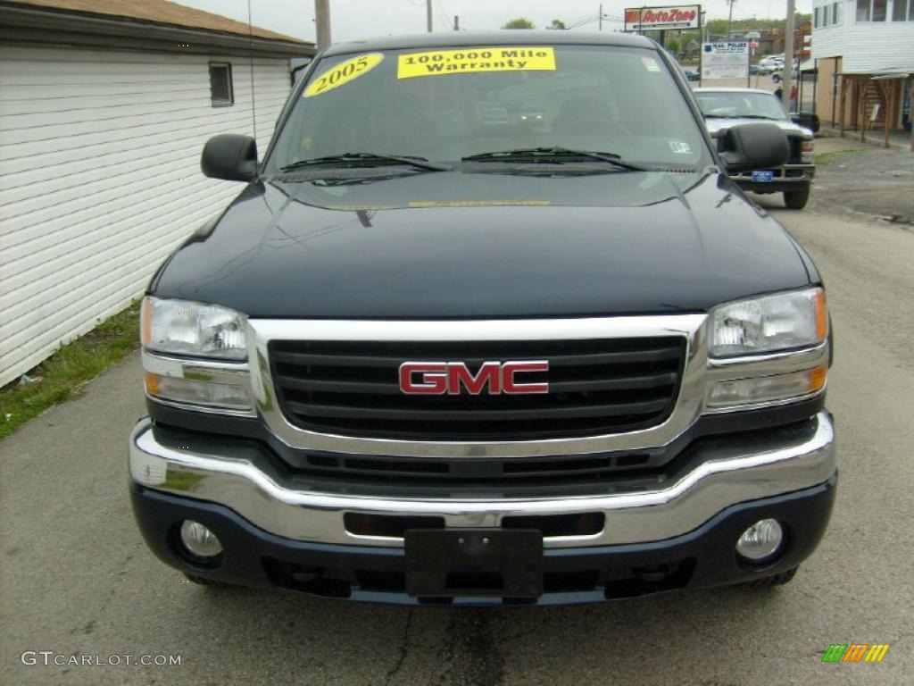 2005 Sierra 2500HD SLE Crew Cab 4x4 - Deep Blue Metallic / Dark Pewter photo #7