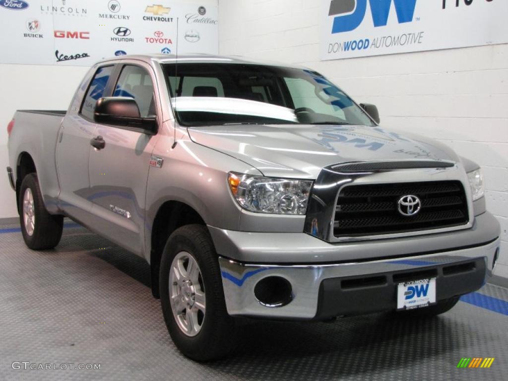 2007 Tundra SR5 Double Cab 4x4 - Silver Sky Metallic / Graphite Gray photo #1