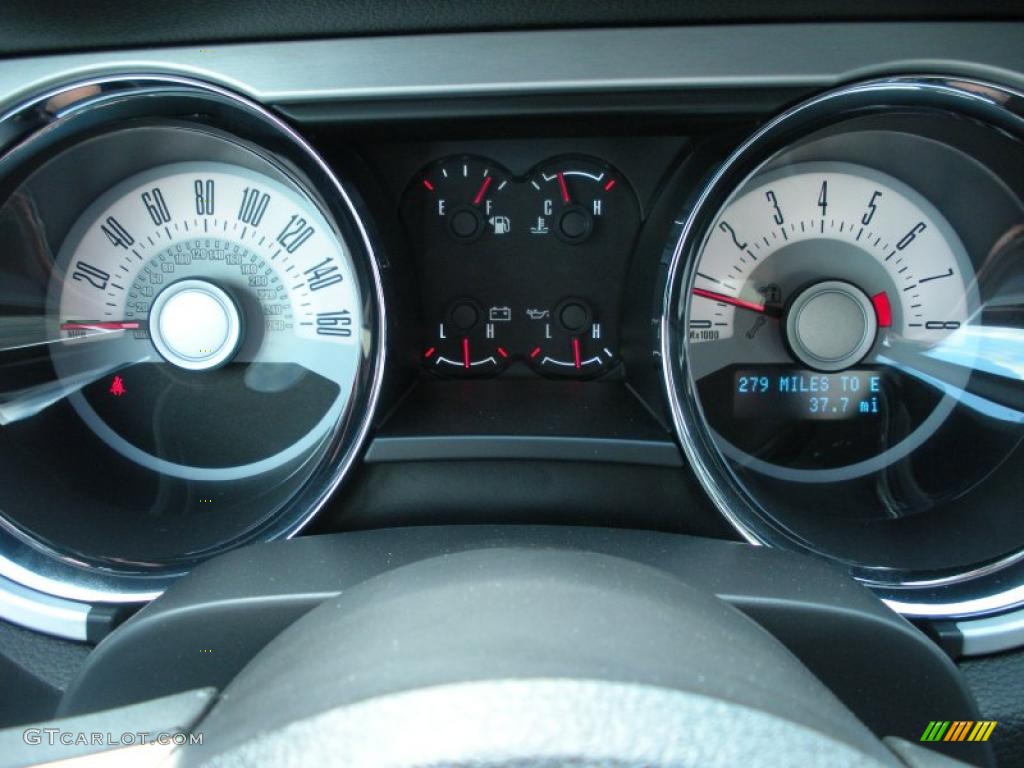 2011 Ford Mustang GT Premium Coupe Gauges Photo #29915739