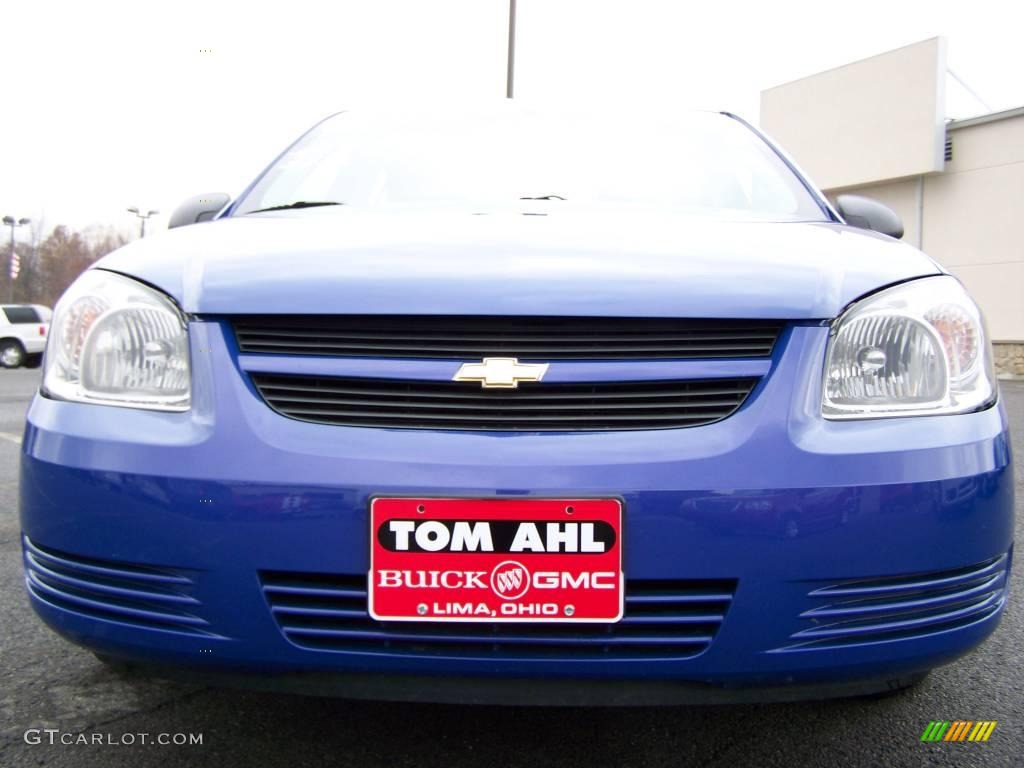 2008 Cobalt LS Sedan - Blue Flash Metallic / Gray photo #2