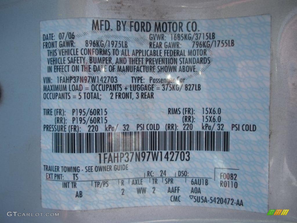 2007 Focus ZX5 SE Hatchback - CD Silver Metallic / Charcoal/Light Flint photo #24