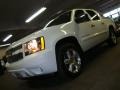 Summit White - Avalanche LTZ 4x4 Photo No. 1