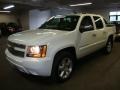 Summit White - Avalanche LTZ 4x4 Photo No. 2