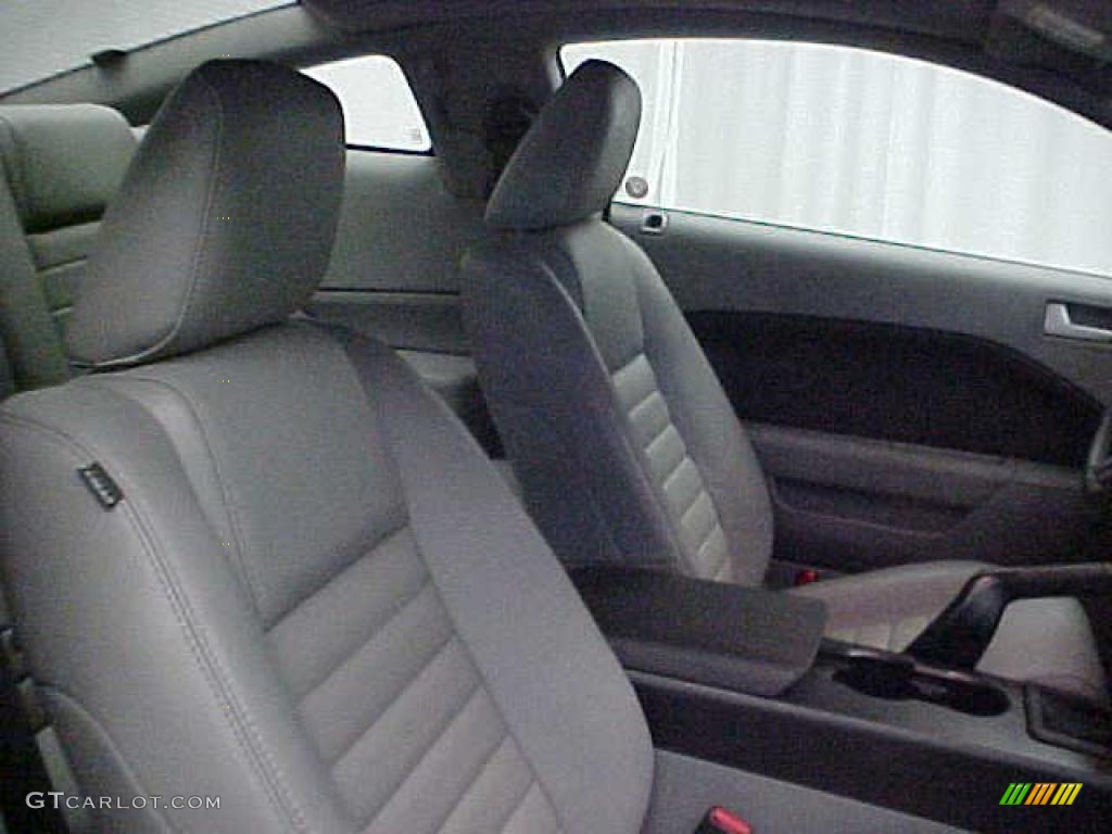 2007 Mustang GT Premium Coupe - Black / Light Graphite photo #8