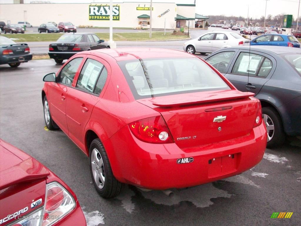 2007 Cobalt LT Sedan - Victory Red / Gray photo #5