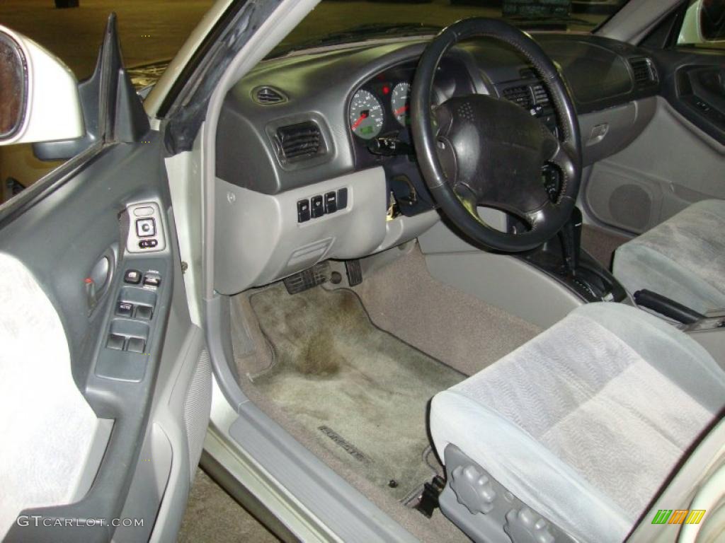 2001 Forester 2.5 S - Silverthorn Metallic / Gray photo #12